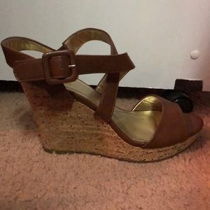 Style & Co brown wedges
